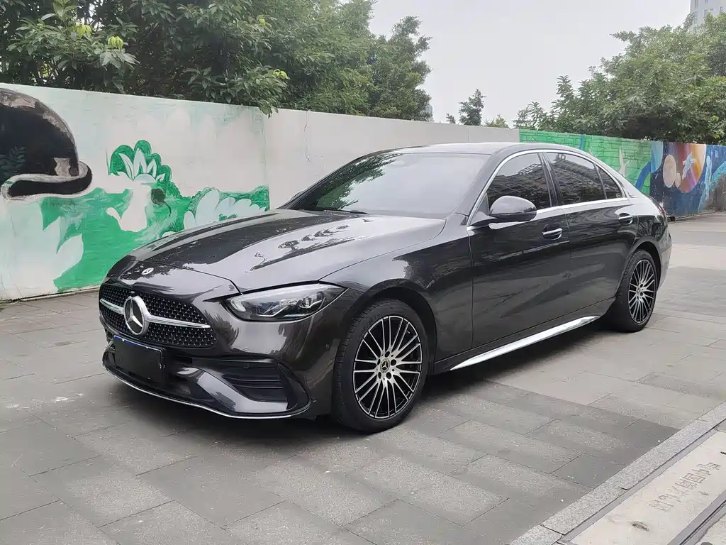 Mercedes-Benz C-Class 2024