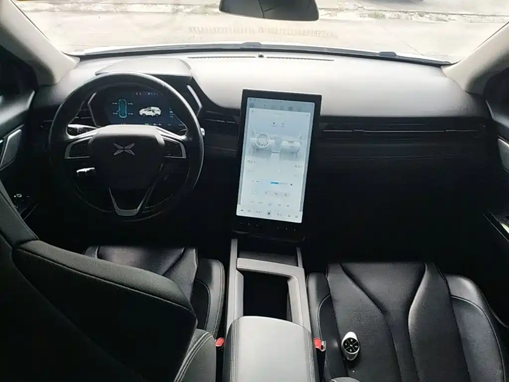 XPeng G3 — миниатюра 10