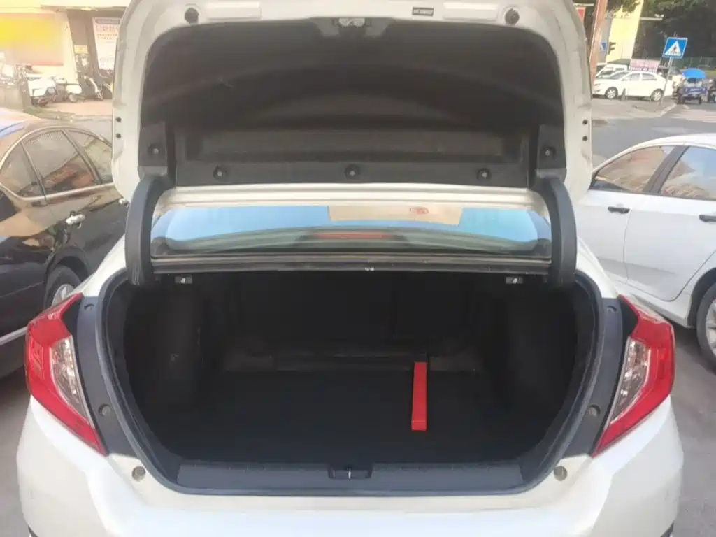 Honda Civic — миниатюра 19