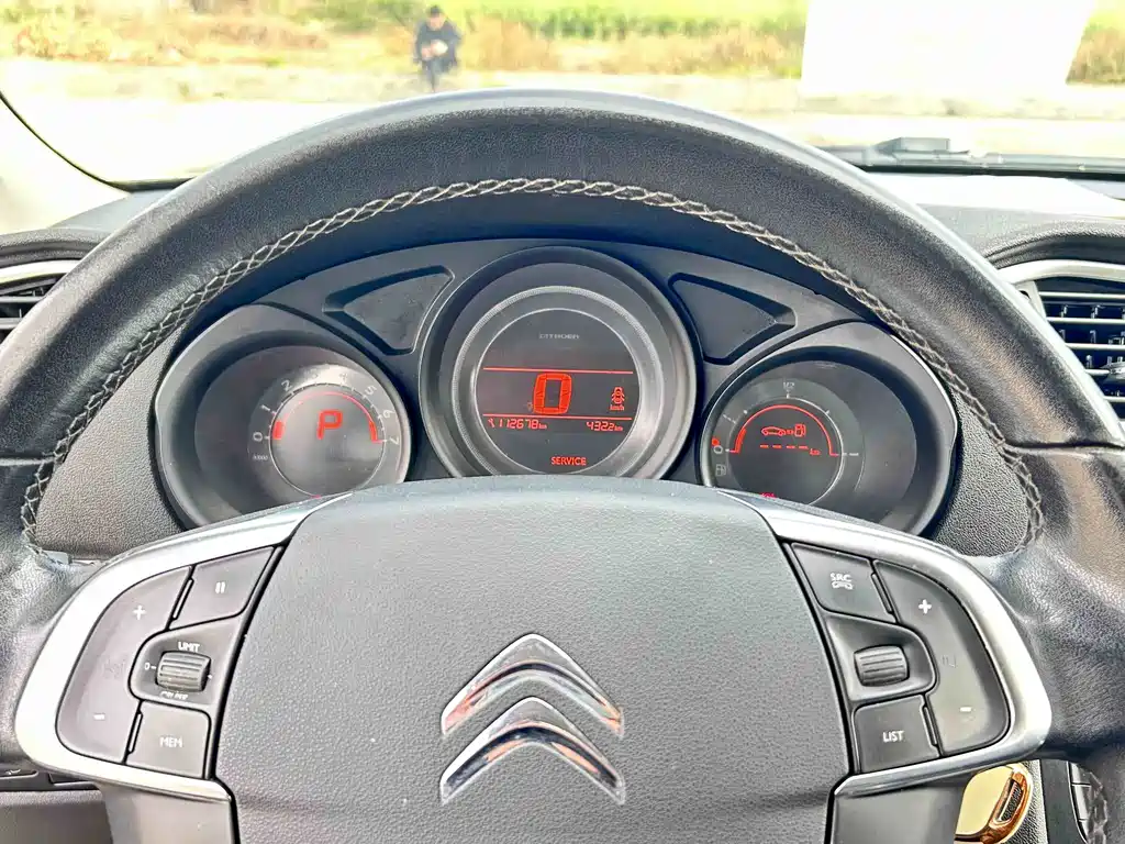 Citroen C4L — миниатюра 4