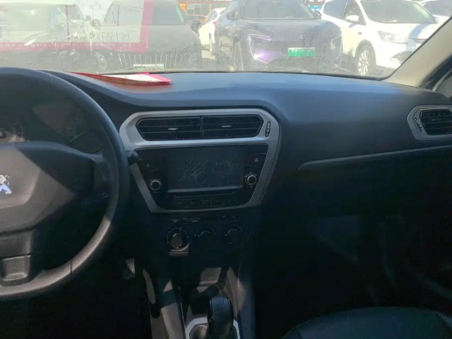 Peugeot 301 — миниатюра 12