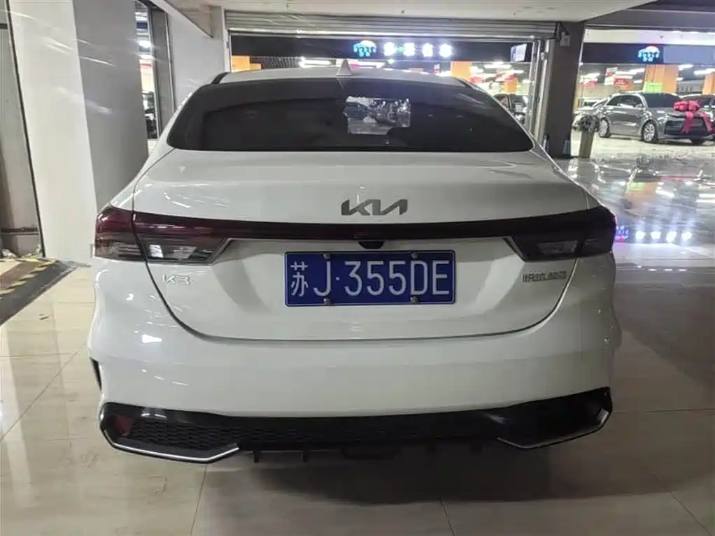 KIA K3