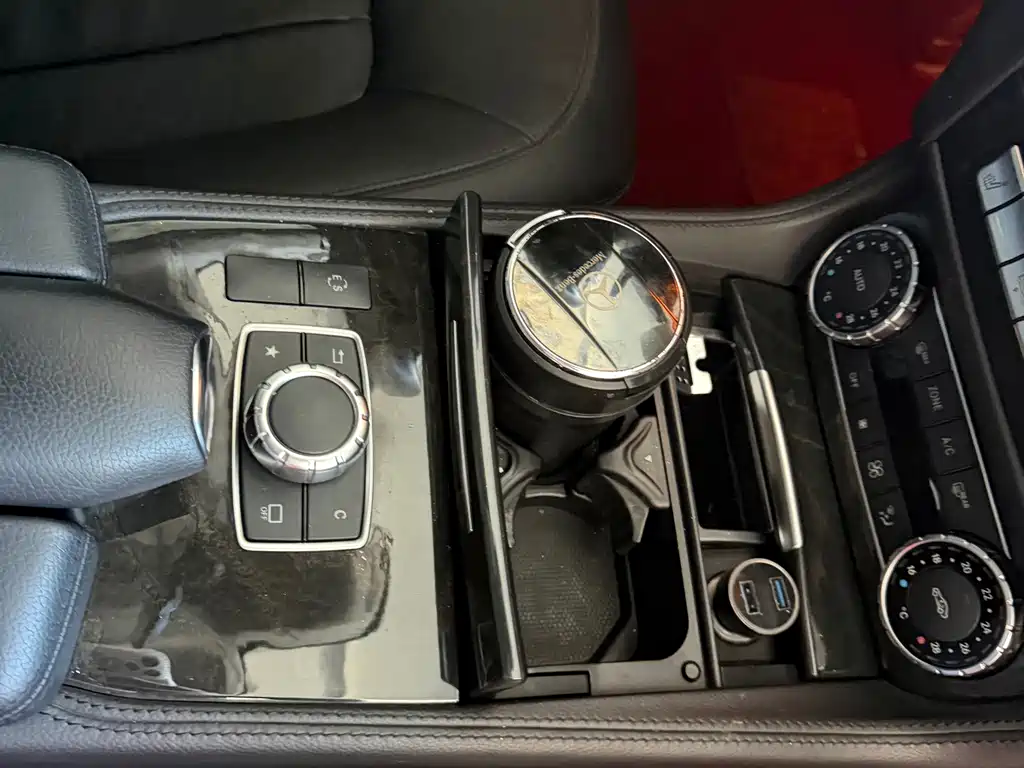 Mercedes-Benz CLS — миниатюра 9