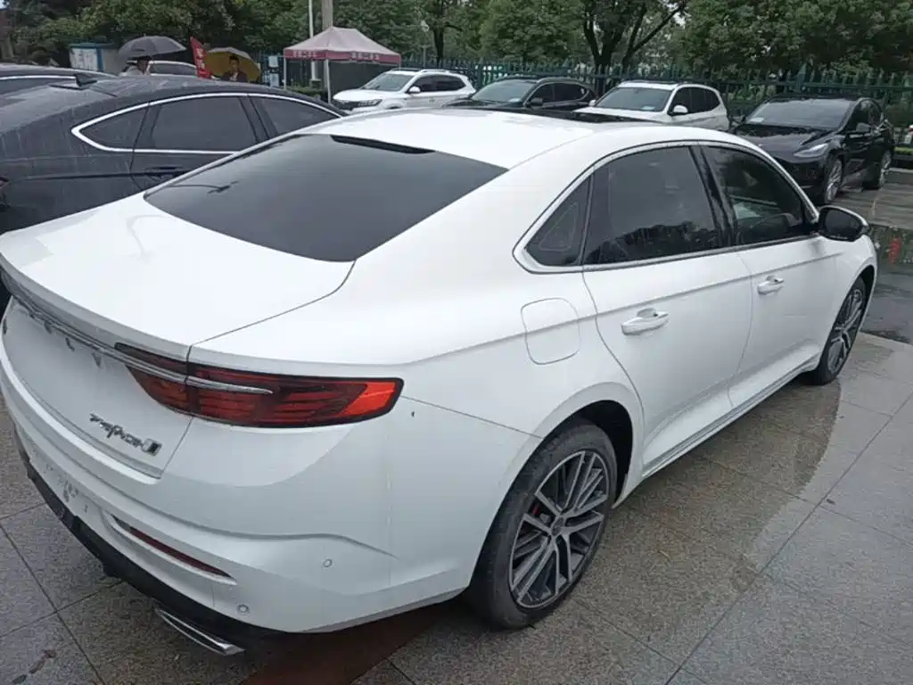 Geely Xingrui — миниатюра 7