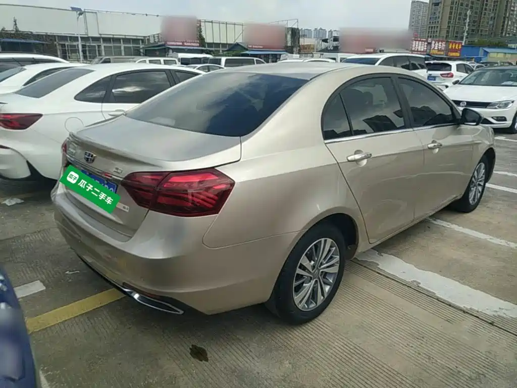 Geely Emgrand — миниатюра 7