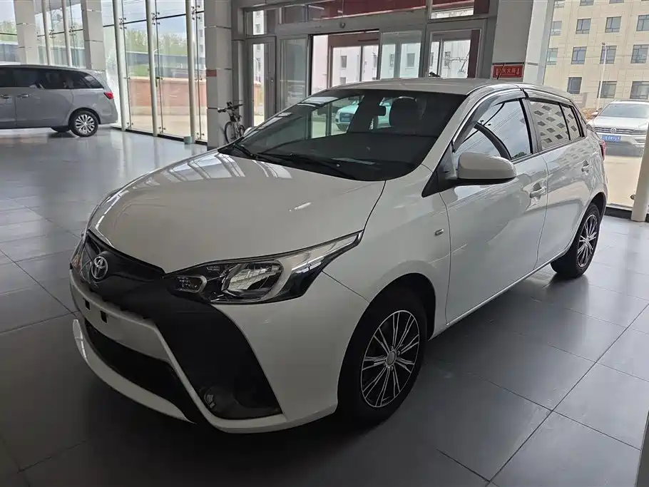 Toyota Yaris L 2019