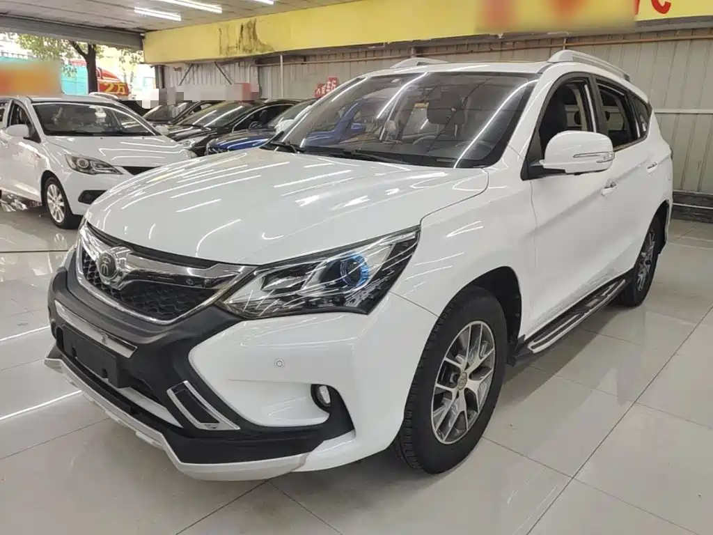 BYD Song — миниатюра 2