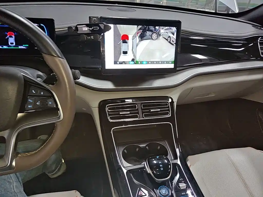 BYD Qin PLUS — миниатюра 10