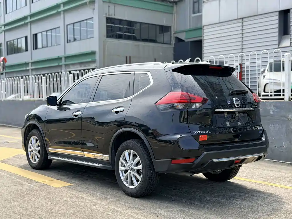 Nissan X-Trail — миниатюра 2