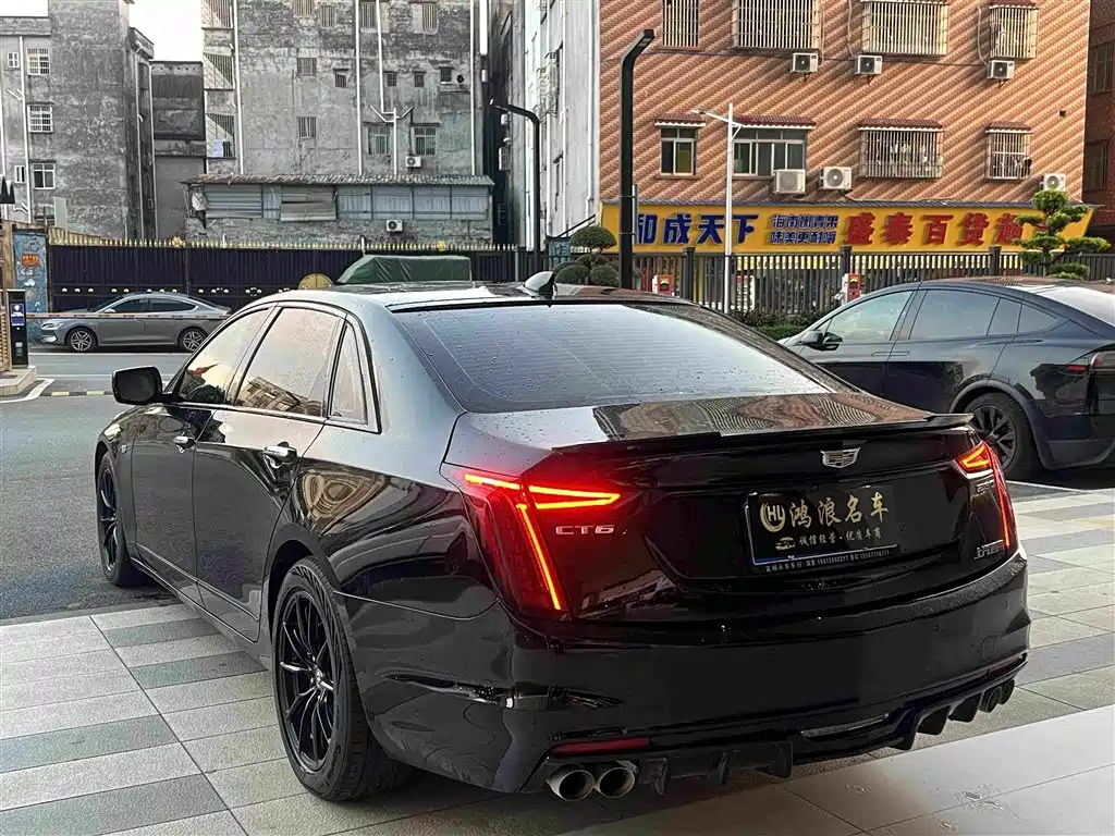 Cadillac CT6 — миниатюра 12