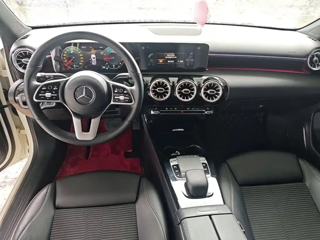 Mercedes-Benz A-Class (Import) — миниатюра 10