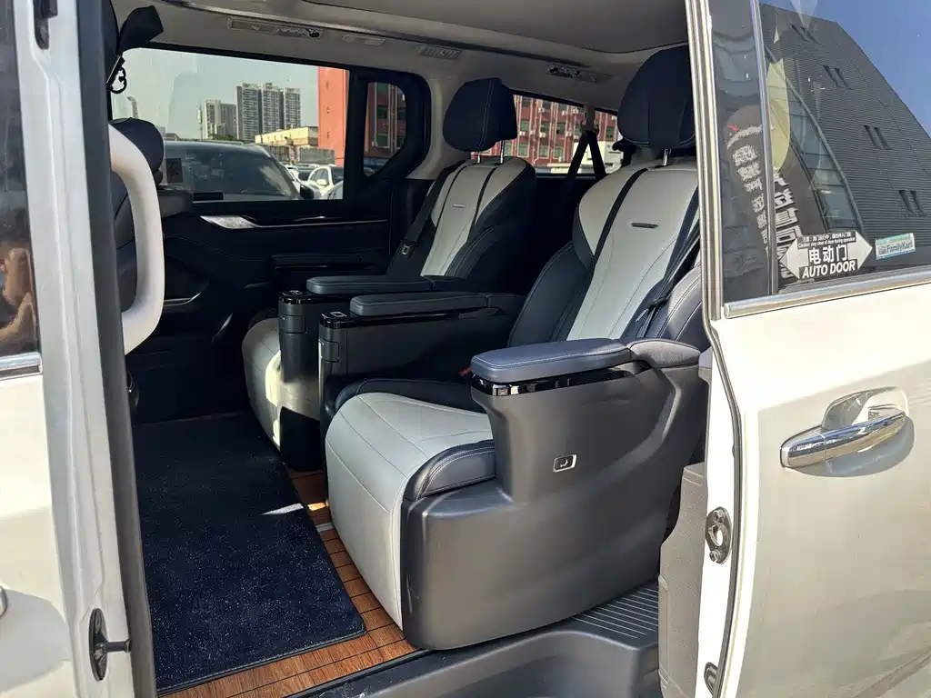 MAXUS G20 — миниатюра 8
