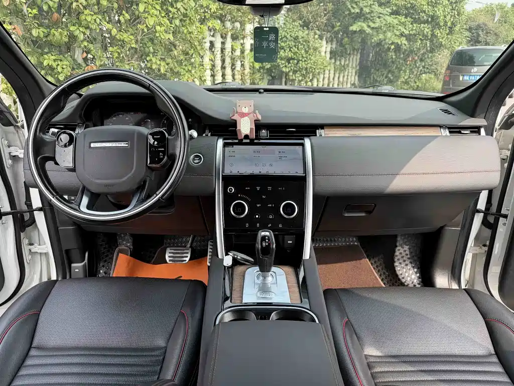 Land Rover Discovery Sport — миниатюра 9