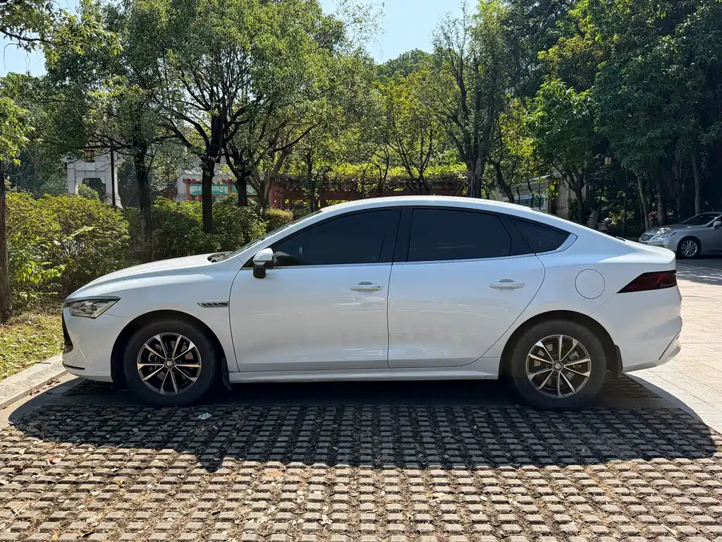 BYD Qin PLUS — миниатюра 13