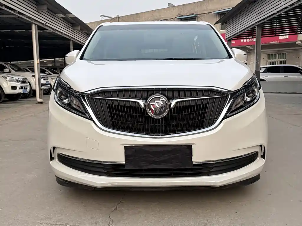 Buick GL8 — миниатюра 2