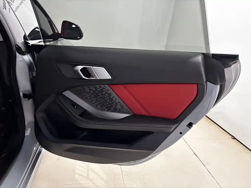 BMW 2 Series — миниатюра 22
