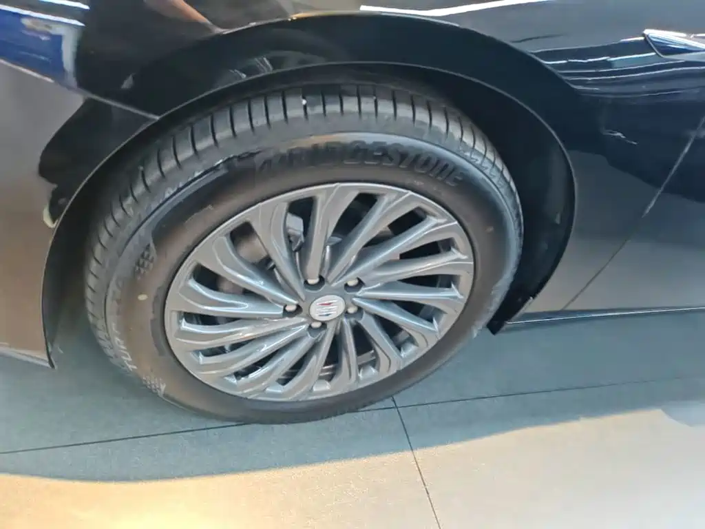 Buick LaCrosse — миниатюра 23