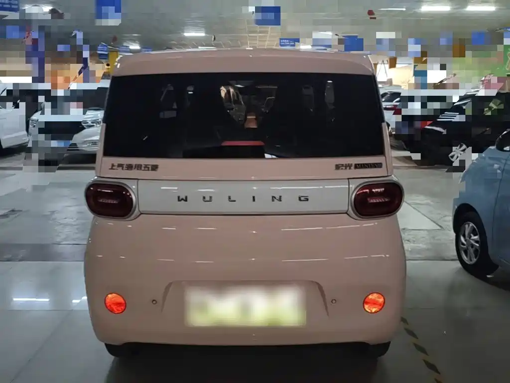 Wuling MINIEV — миниатюра 6
