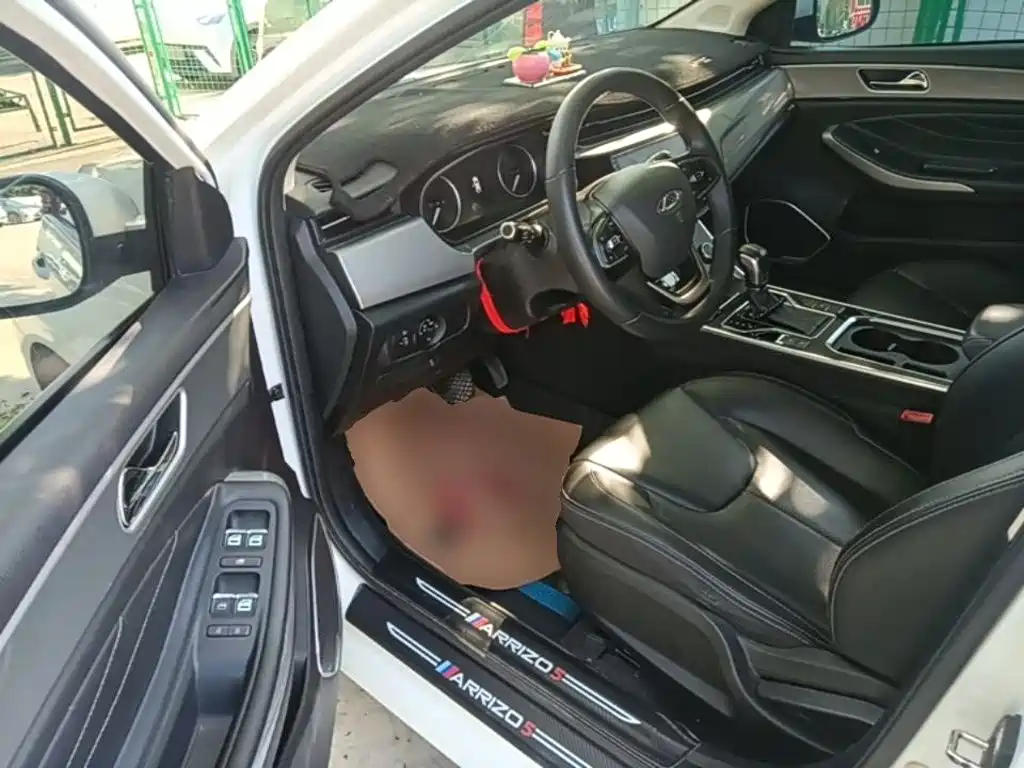 Chery Arrizo 5 — миниатюра 16