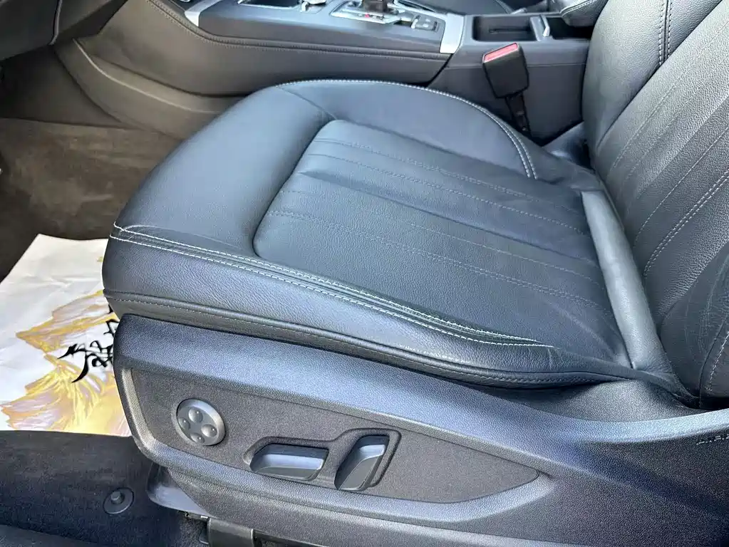 Audi Q5L — миниатюра 21