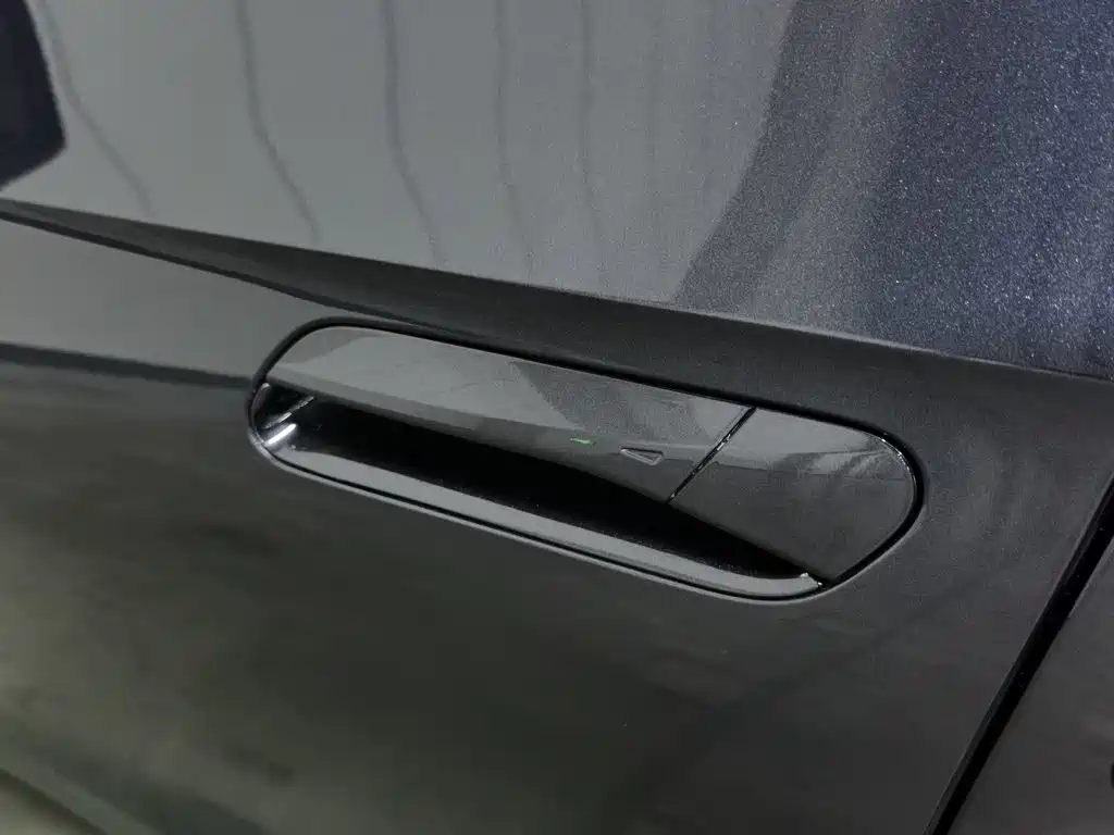 Volkswagen ID.4 Crozz — миниатюра 18