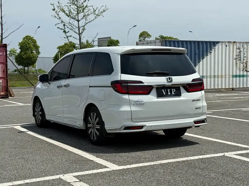 Honda Odyssey 2024 2.0L e:HEV