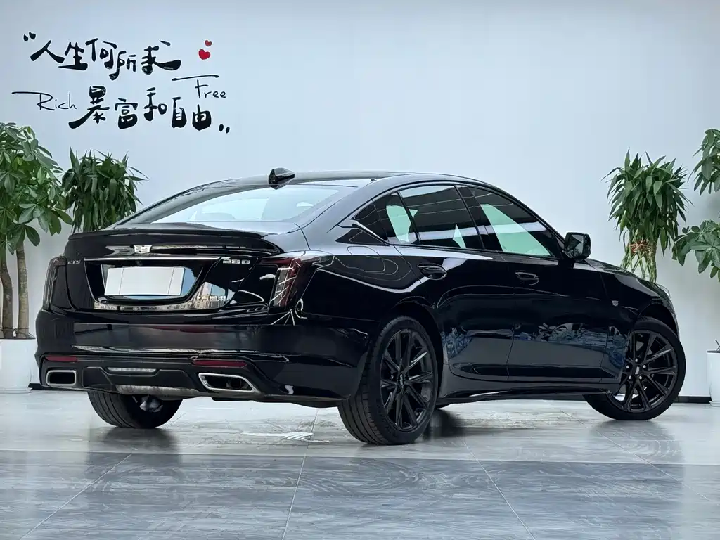Cadillac CT5 — миниатюра 3