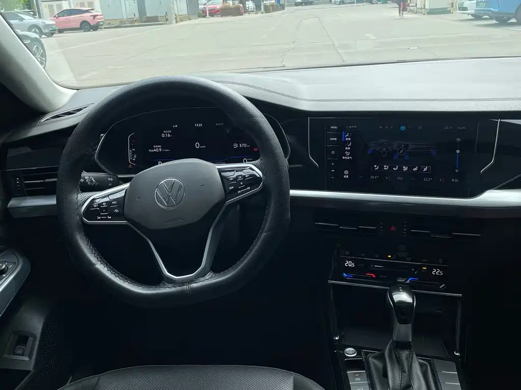 Volkswagen Passat — миниатюра 13