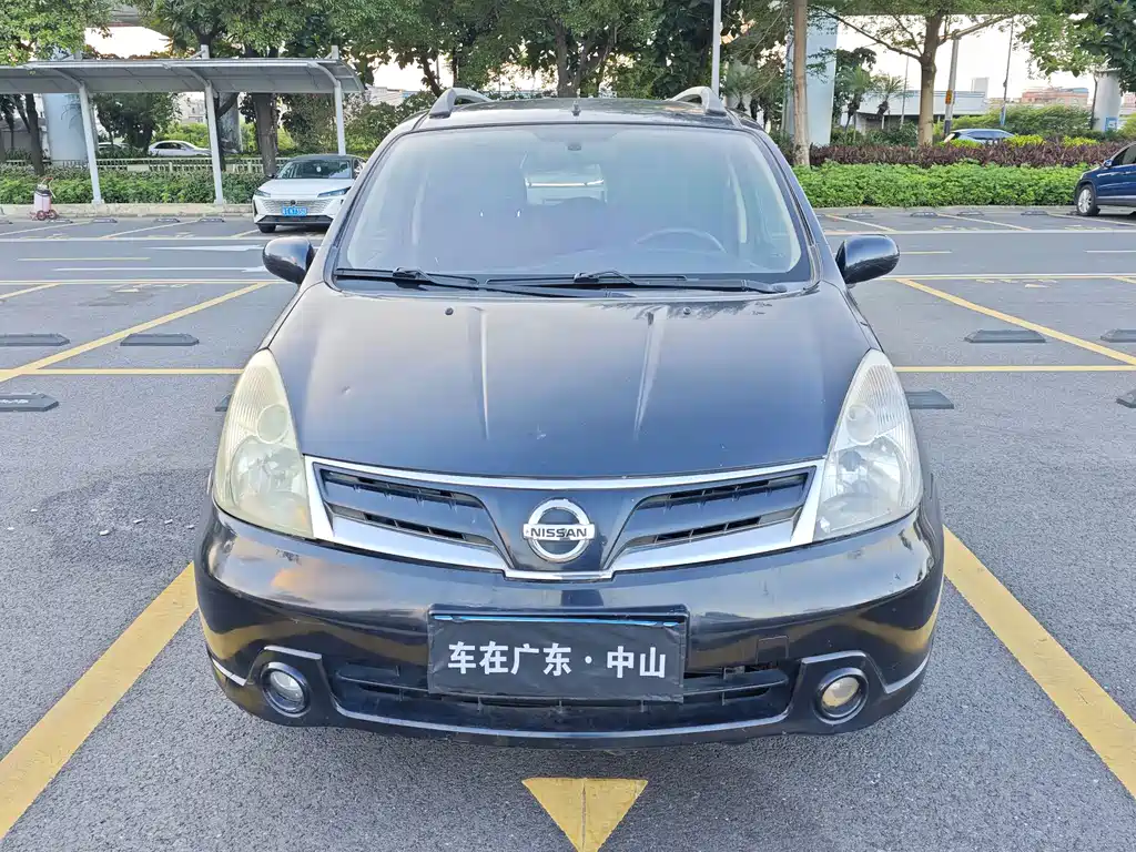 Nissan Livina — миниатюра 2