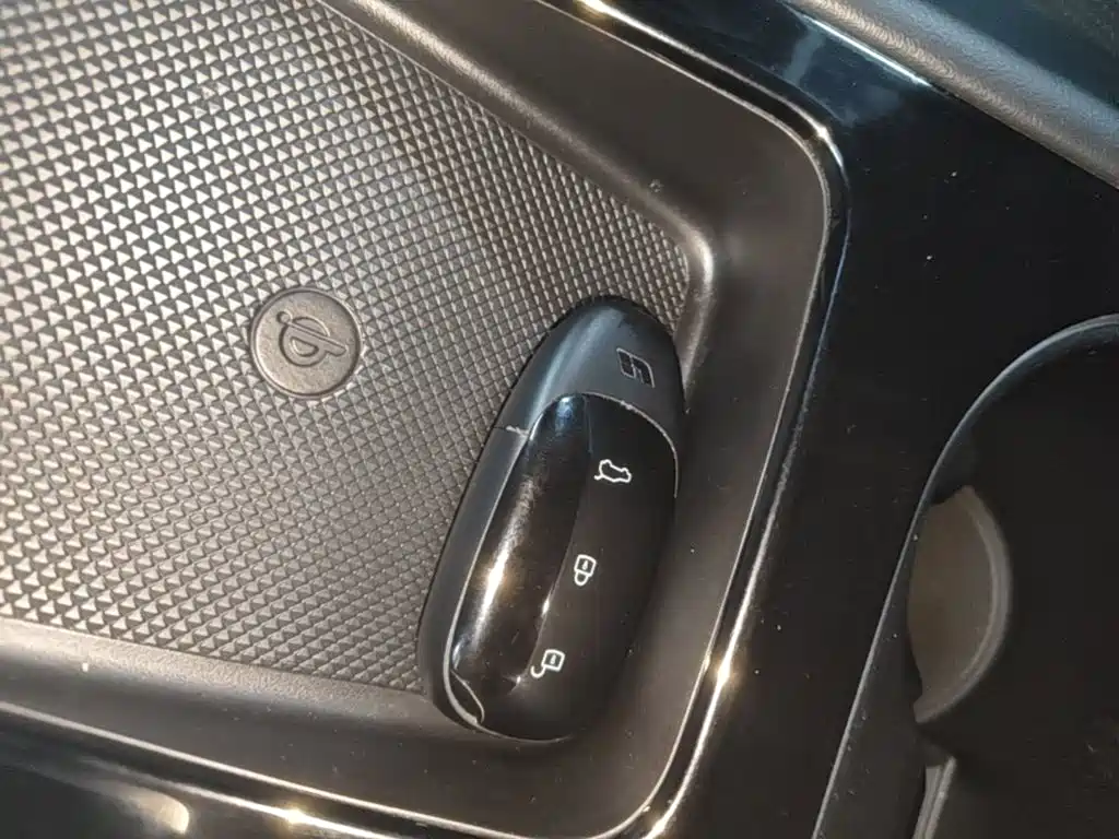 Li Auto Li ONE — миниатюра 9