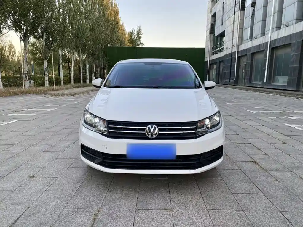 Volkswagen Santana — миниатюра 7