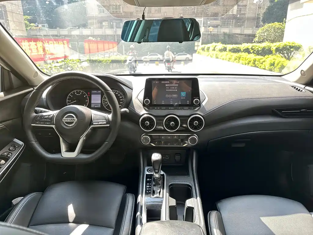 Nissan Sylphy — миниатюра 11