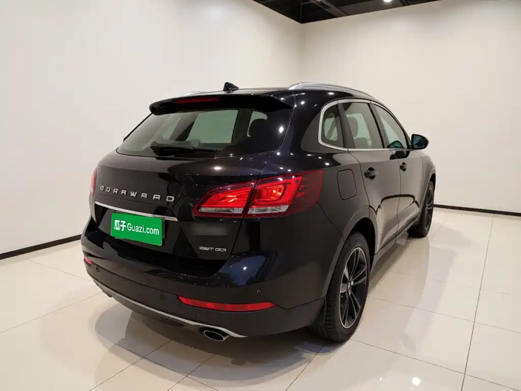 Borgward BX7 — миниатюра 4