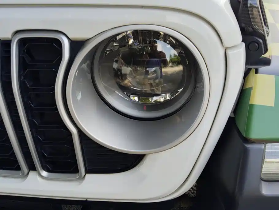 Jeep Wrangler PHEV — миниатюра 5