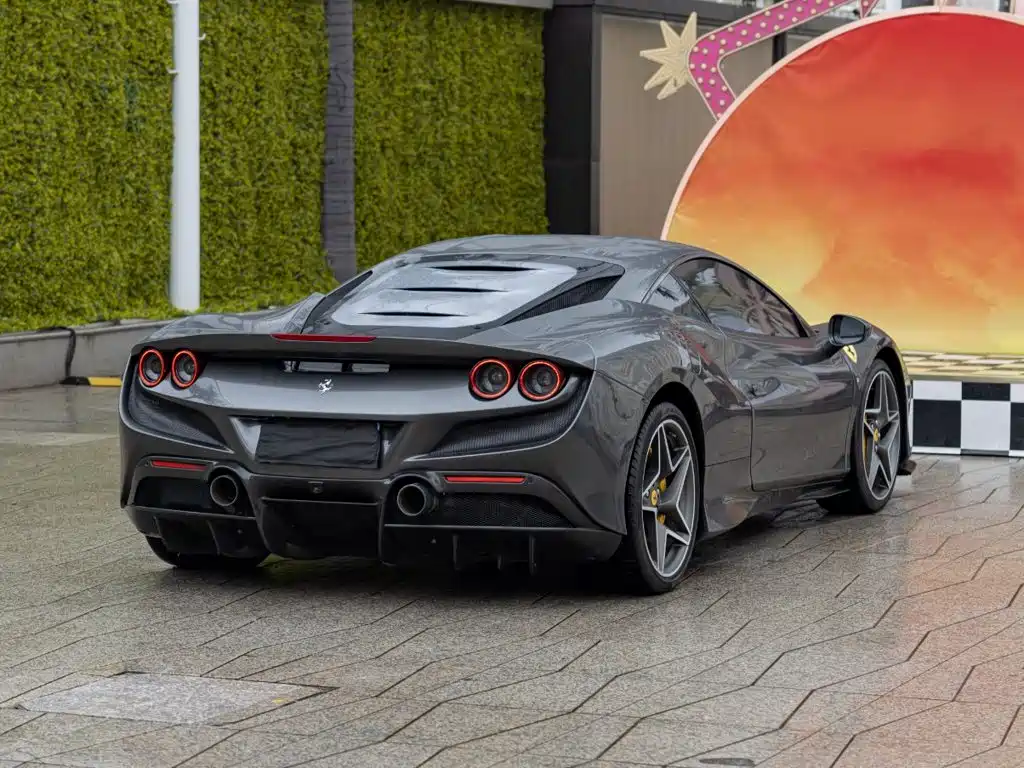 Ferrari F8 — миниатюра 4