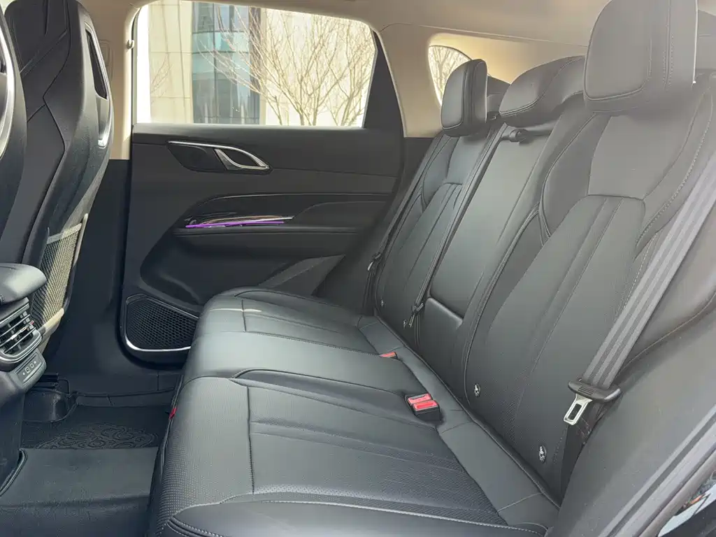 Hongqi HONGQI HS3 PHEV