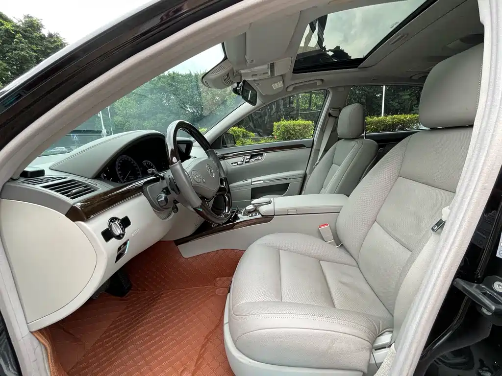 Mercedes-Benz S-Class — миниатюра 14
