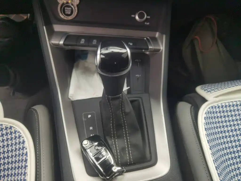 Audi Q3 — миниатюра 10
