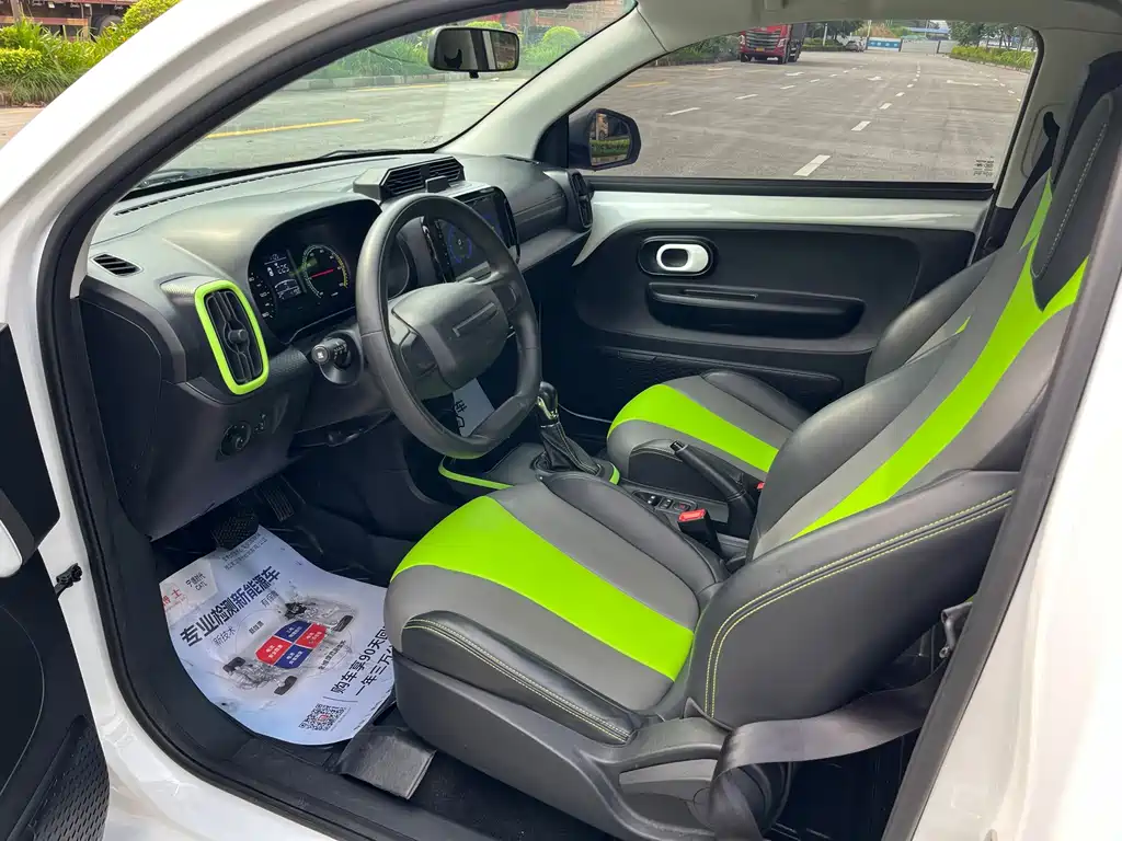 Roewe Clever — миниатюра 8