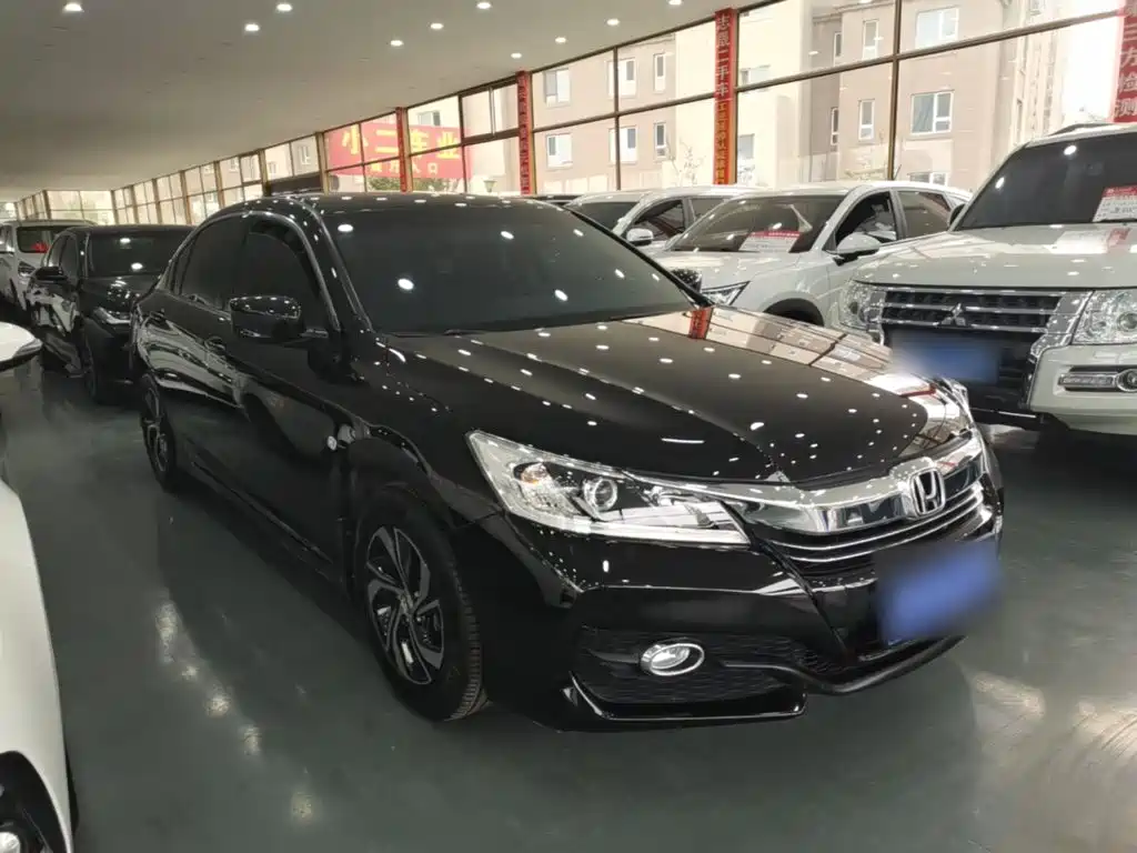 Honda Accord — миниатюра 4