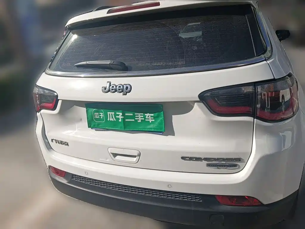 Jeep Compass — миниатюра 3