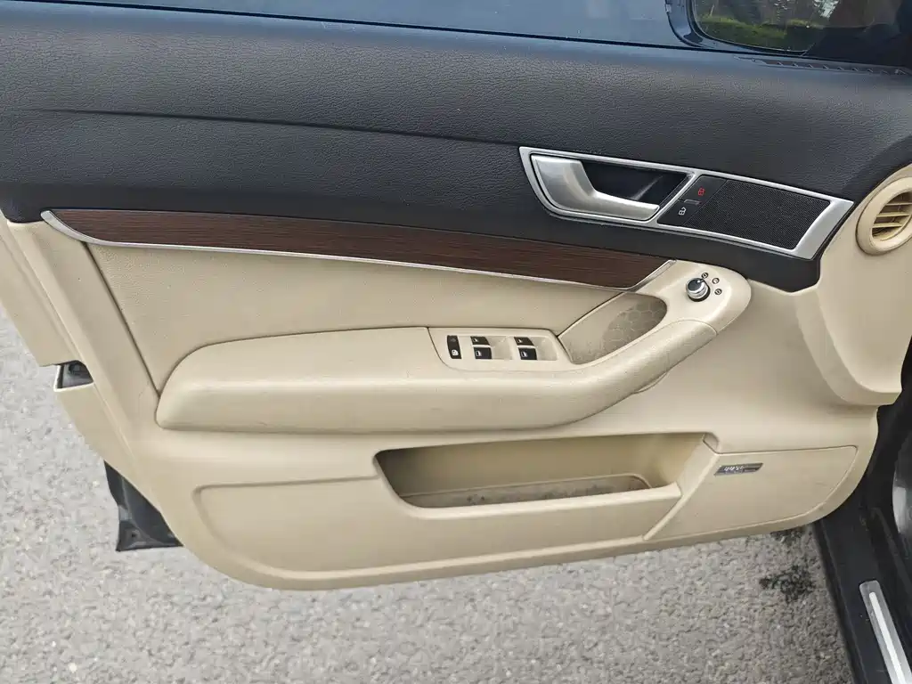 Audi A6L 2010 2.7 TDI
