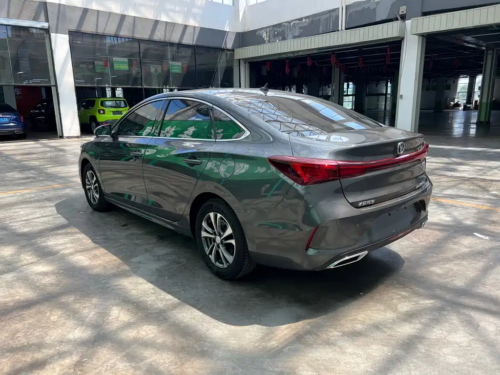 Changan Eado — миниатюра 9