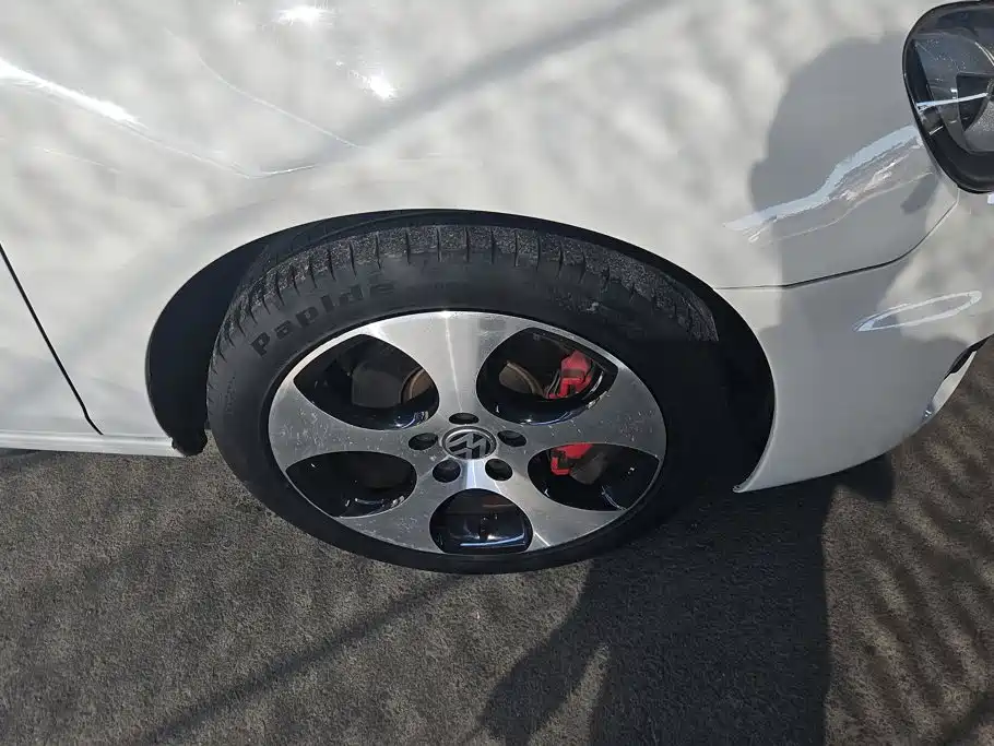 Volkswagen Golf GTI — миниатюра 6