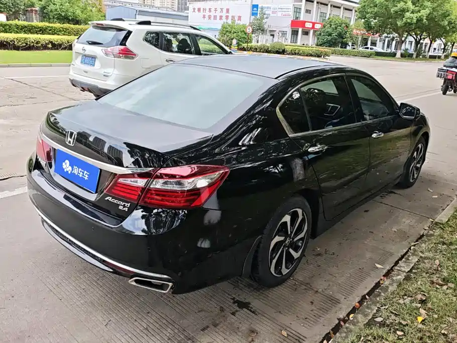 Honda Accord — миниатюра 3