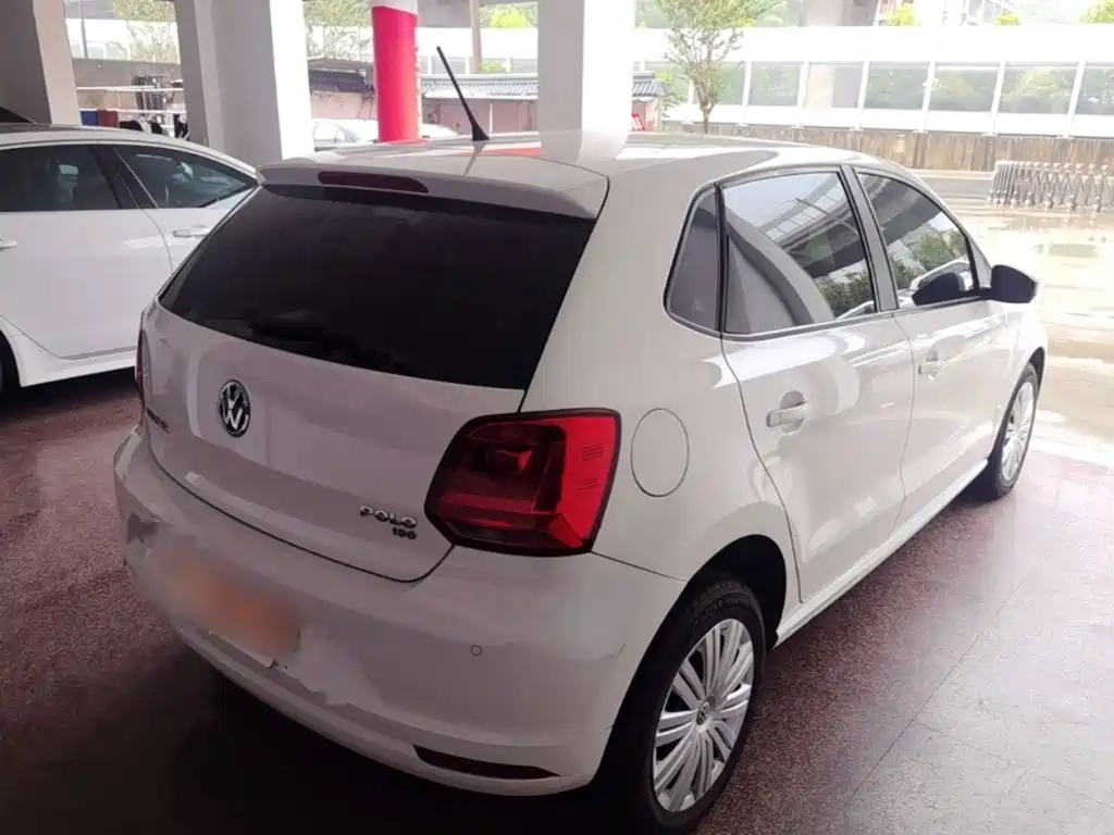 Volkswagen Polo — миниатюра 7