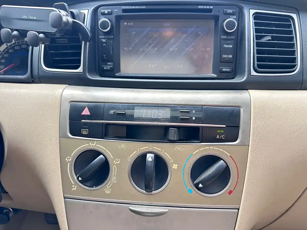 Toyota Corolla — миниатюра 13