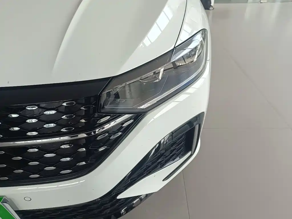 Volkswagen Lavida — миниатюра 24