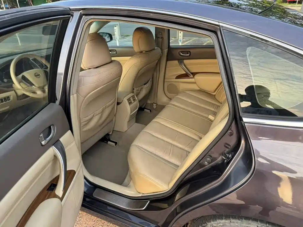 Nissan Teana — миниатюра 9