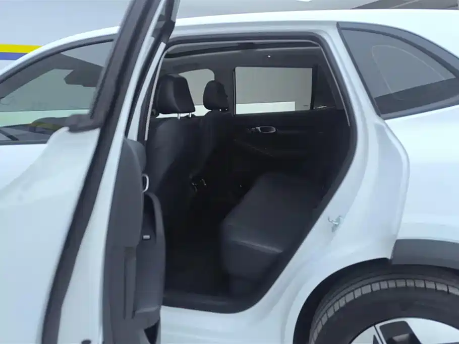 GEELY GALAXY GALAXY E5